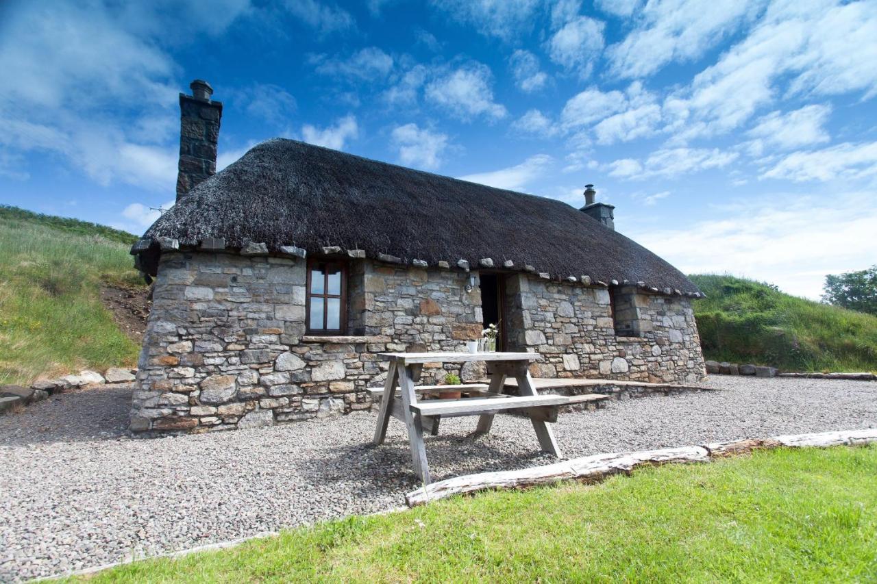 Tigh Phadraig At Marys Thatched Cottages Elgol ภายนอก รูปภาพ
